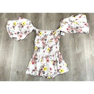 Charlotte Russe Poof New York Code Ecom Exday Cold Shoulder Romper Size L